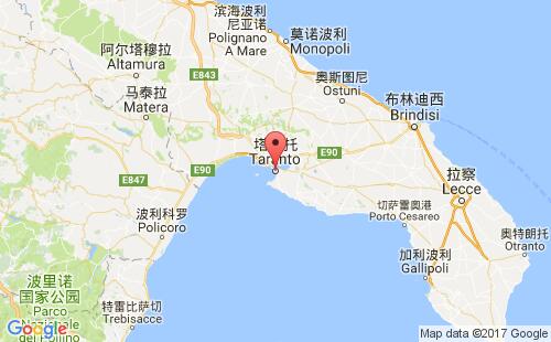 塔兰托港港口位置