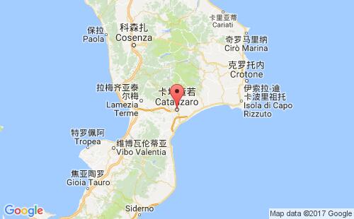 卡坦扎罗港港口位置