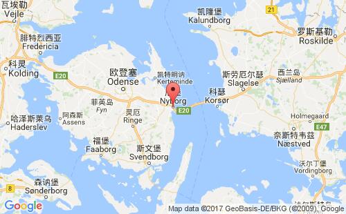 尼堡港港口位置